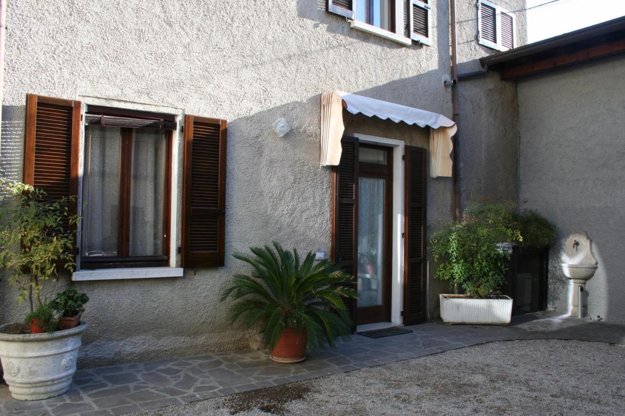 B&B La Piccola Corte Polpenazze del Garda Esterno foto
