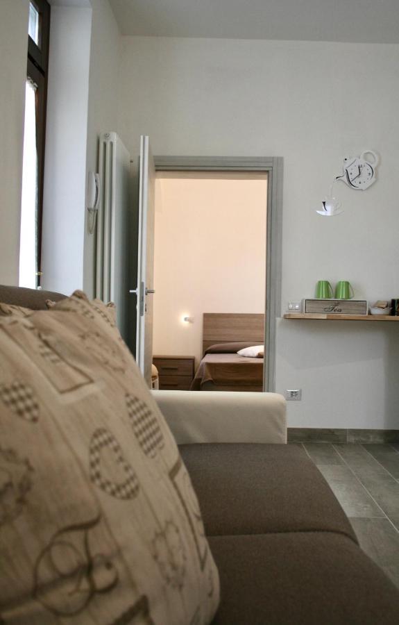 B&B La Piccola Corte Polpenazze del Garda Esterno foto